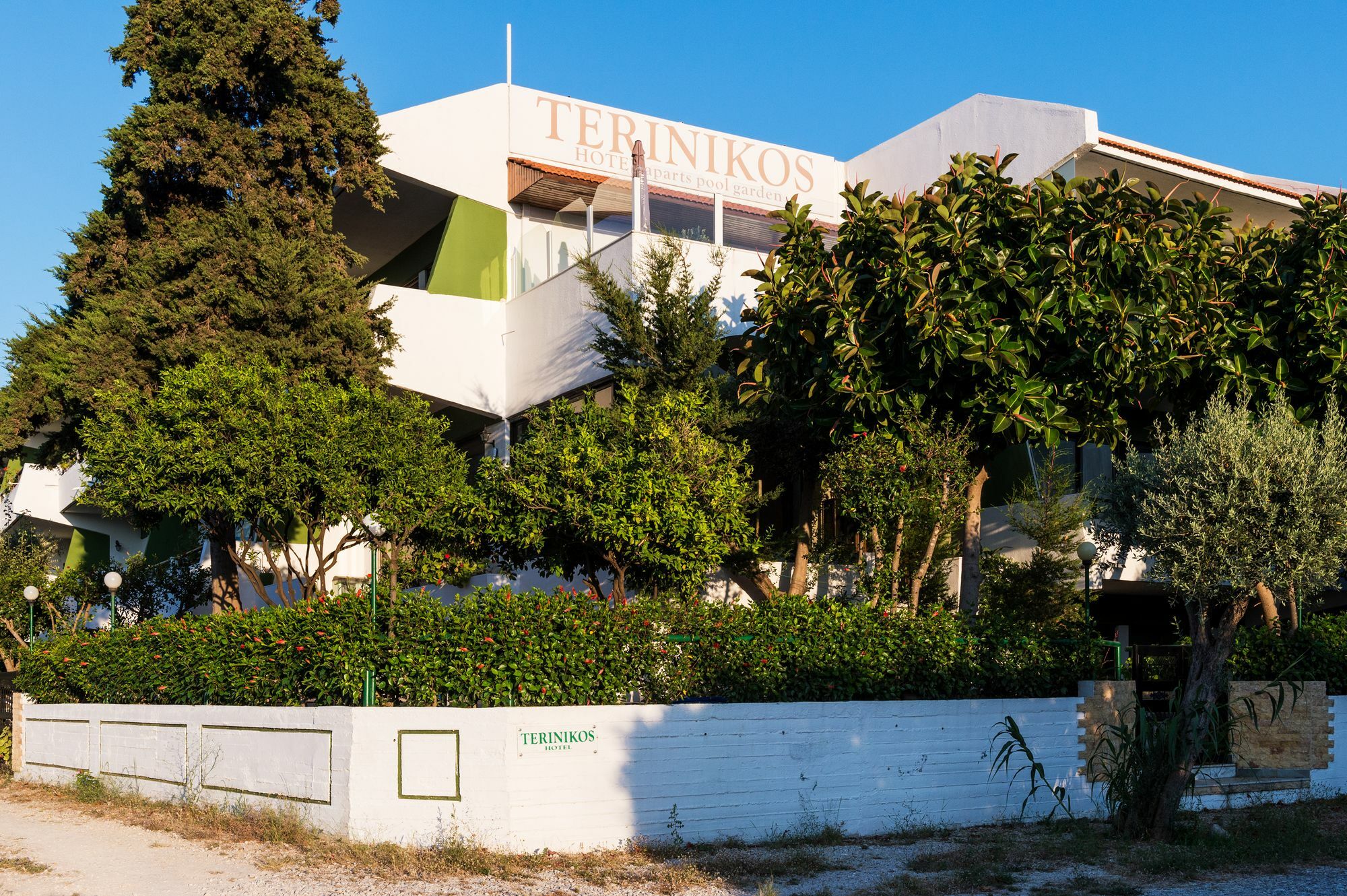 Aparthotel Terinikos Sunny Garden Junior